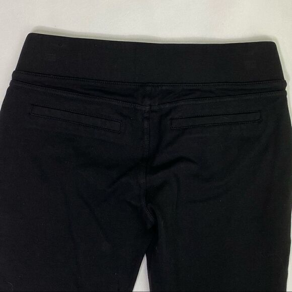 Liverpool Jean Company | Black Stretch Capri’s - Picture 5 of 7